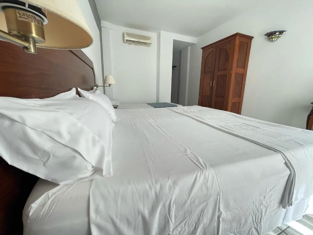 Hotel Al-Andalus Torrox 2*,